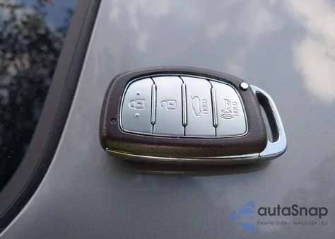 2020 Hyundai Elantra Value Edition z USA, uszkodzony, nr VIN KMHD84LF5LU082687